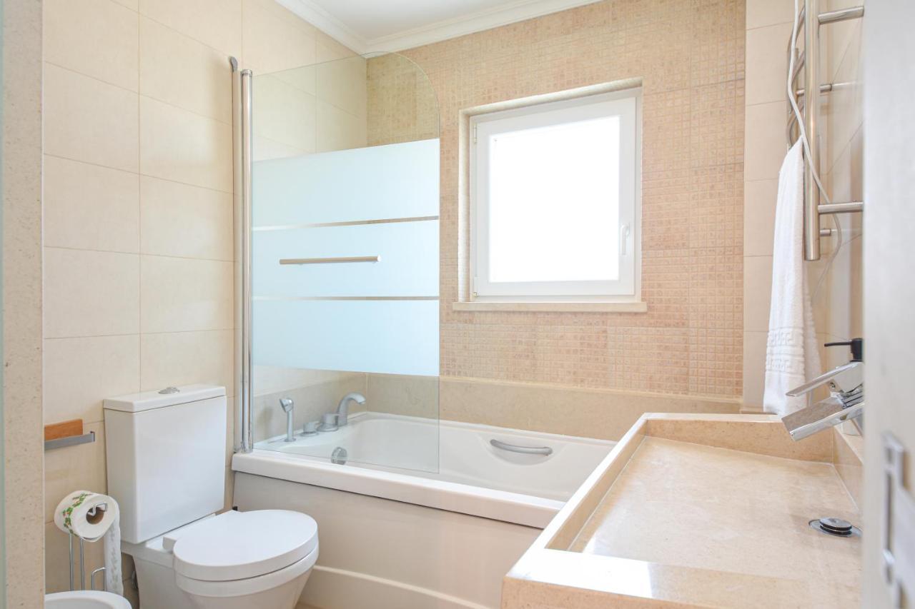 Aroeira Villa With Heated Pool By Golf Course, Beach And Lisbon Extérieur photo