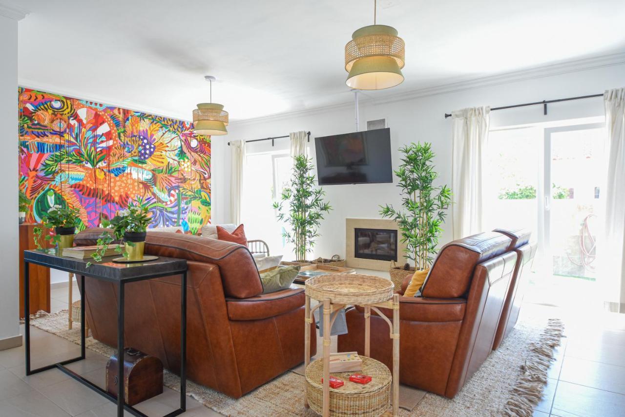 Aroeira Villa With Heated Pool By Golf Course, Beach And Lisbon Extérieur photo