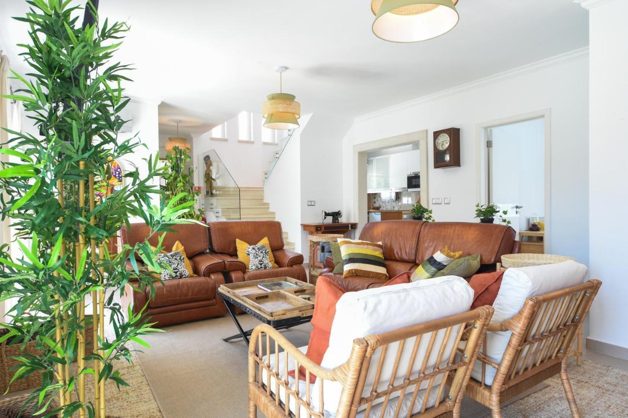 Aroeira Villa With Heated Pool By Golf Course, Beach And Lisbon Extérieur photo